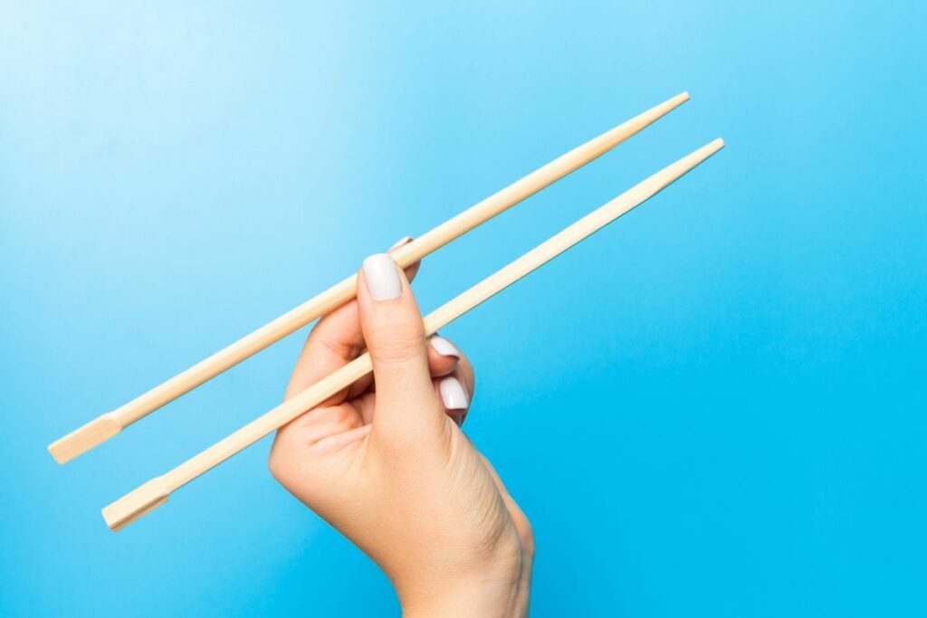 How To Use Chopsticks Left Handed