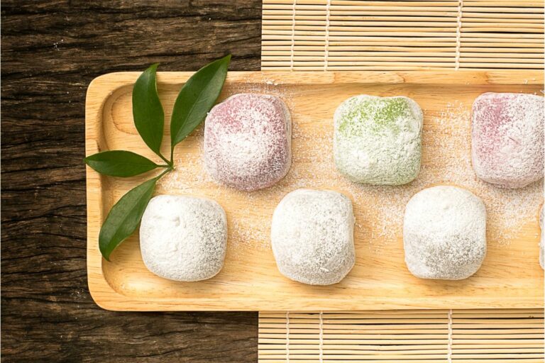 What Is Mochi? – A Beginner’s Guide To Japan’s Favorite Snack! - Just ...