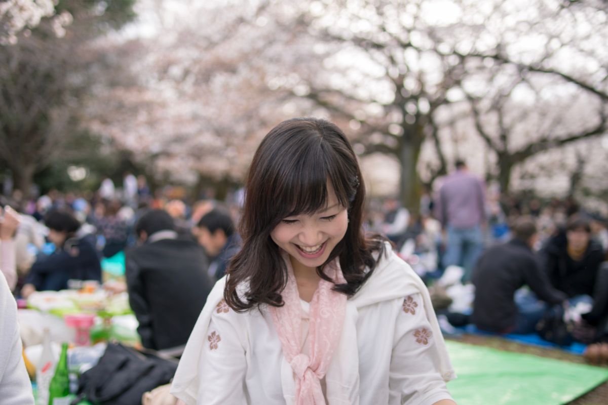 A Comprehensive Guide To Hosting The Best Hanami Party (1)