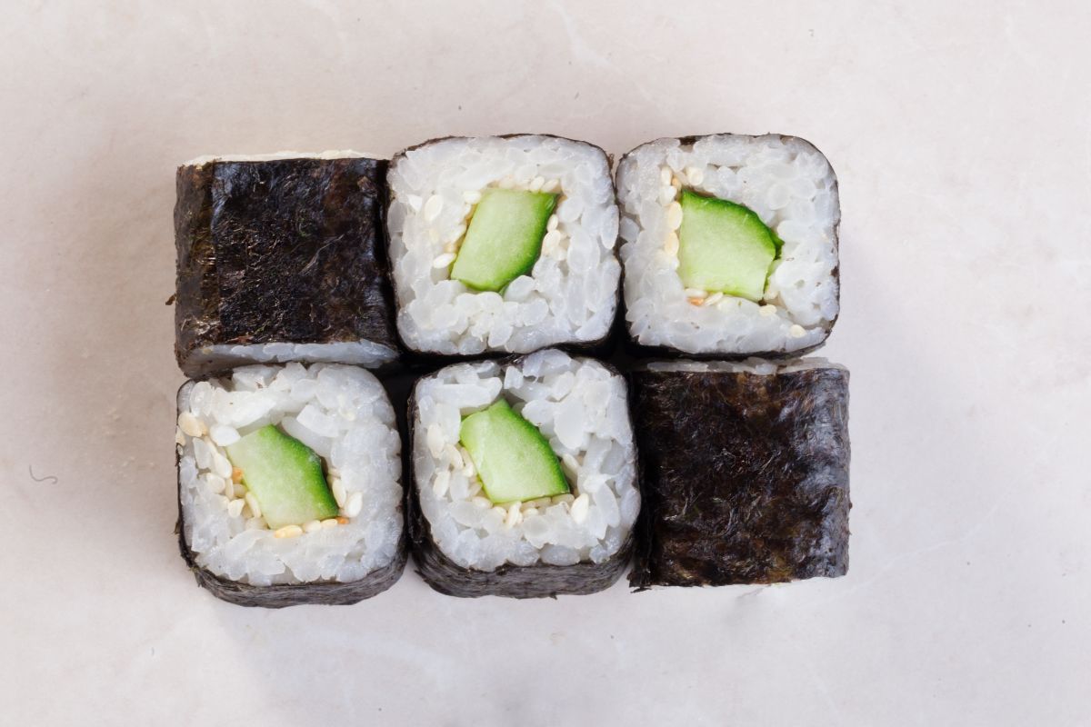 Kappa Maki (Cucumber Sushi Roll)